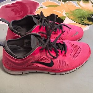 Pink Nike Free Run 4.0